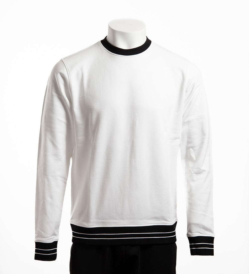 White and black sweatshirt